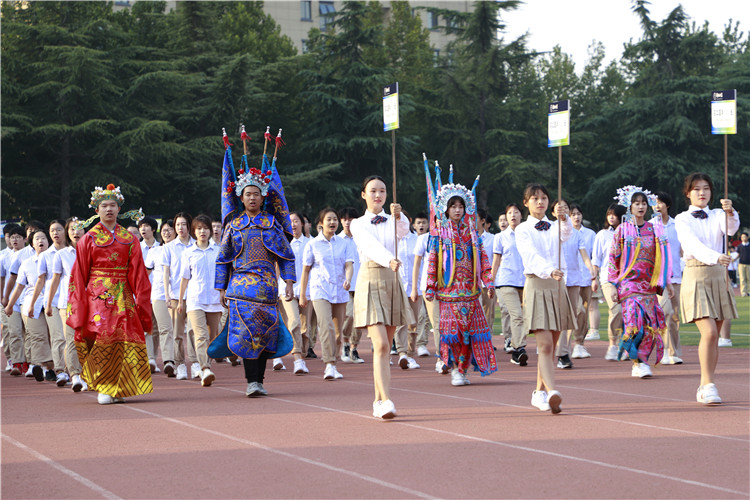 圖片8：高二國(guó)際班方隊(duì).JPG